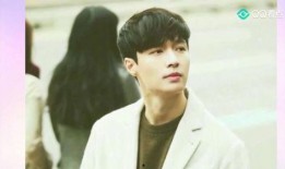 黄渤爆料张艺兴视频