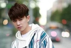 娱乐爆料 任嘉伦邓为,甜蜜互动引粉丝热议