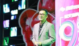 吴启华爆料娱乐圈内幕,吴启华曝惊人内幕，行业真相令人震惊