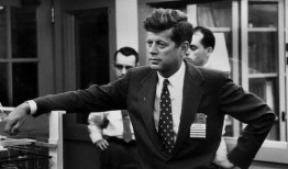 肯尼迪侄子爆料视频播放,独家视频播放引发热议