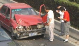 三乡车祸最新爆料新闻视频,视频揭秘事故现场惊人细节